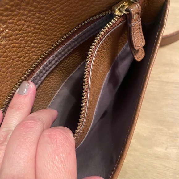 Fossil Brown Leather Crossbody Bag - Picture 3 of 7
